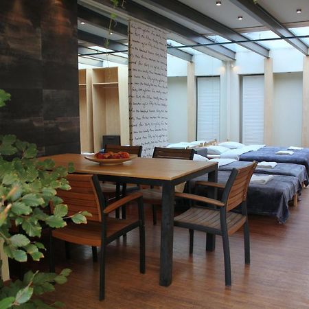 Apartment With Garden In City Center 克拉科夫 外观 照片