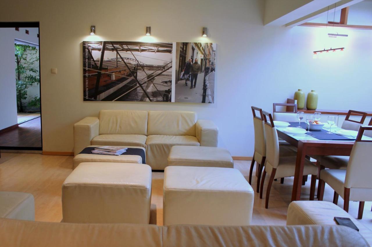 Apartment With Garden In City Center 克拉科夫 外观 照片